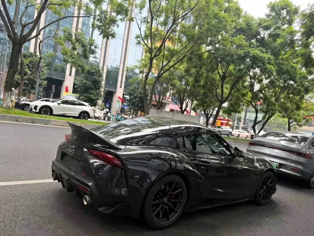 Toyota Supra — Фото автомобиля 2