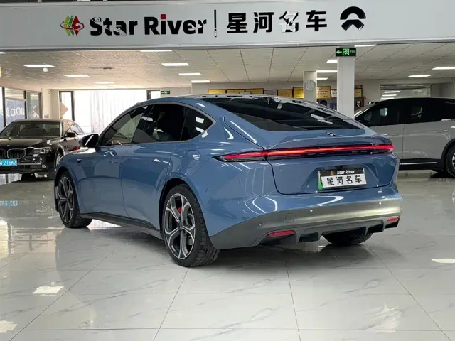 Nio ET5 — Фото автомобиля 5