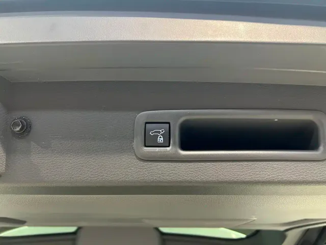 Toyota Granvia — Фото автомобиля 20