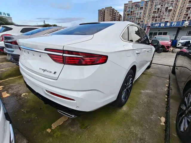 Geely Xingrui — Фото автомобиля 14