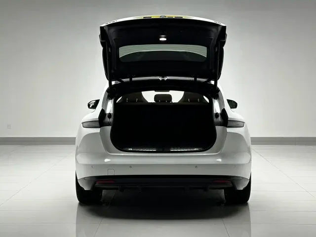Nio ET5 Touring — Фото автомобиля 18