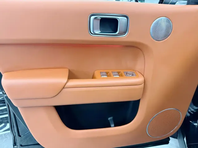 Li Auto L7 — Фото автомобиля 12