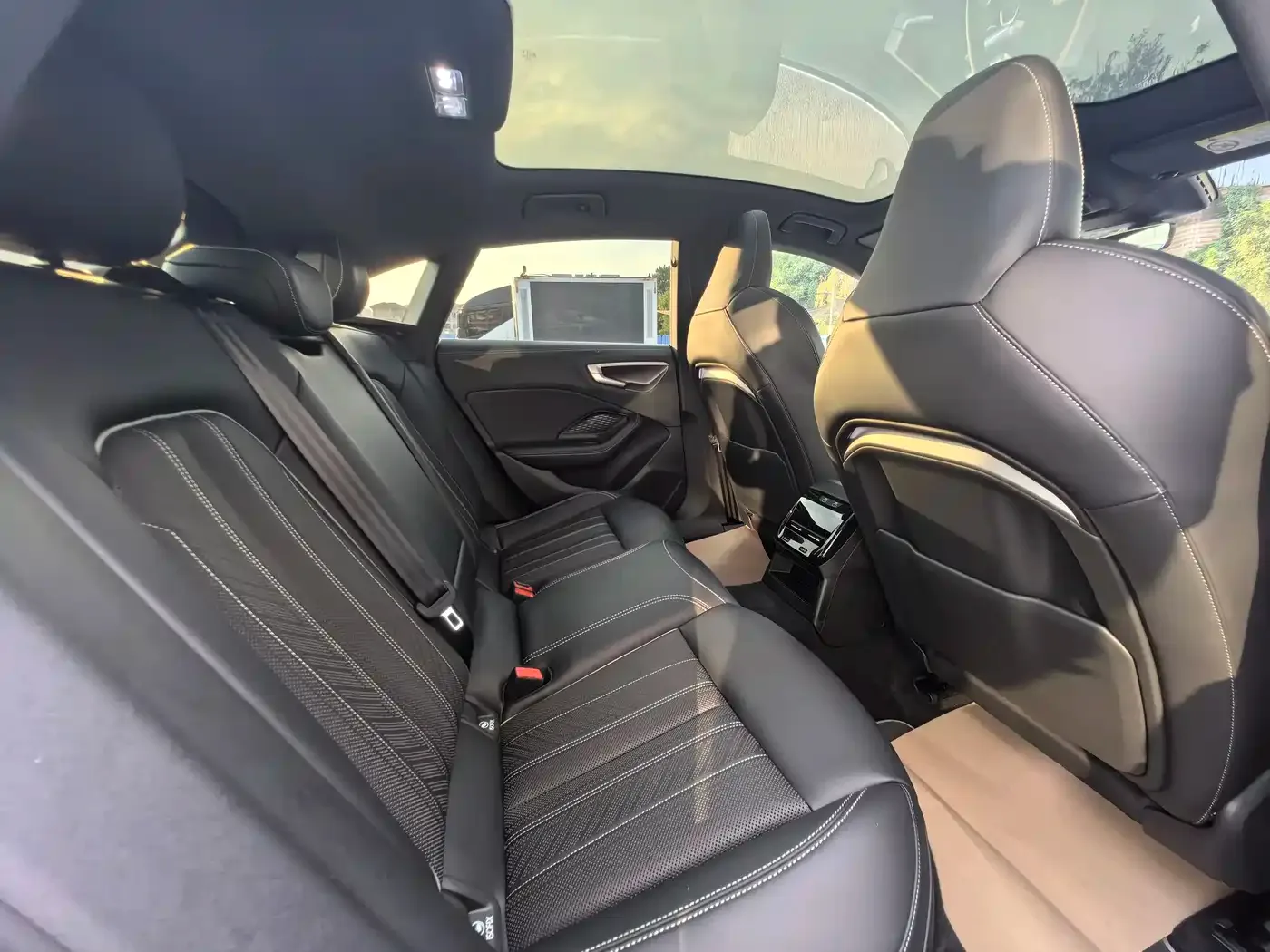 Audi Audi A5L Sportback 2025 Model 2.0T Luxury — Фото автомобиля 8