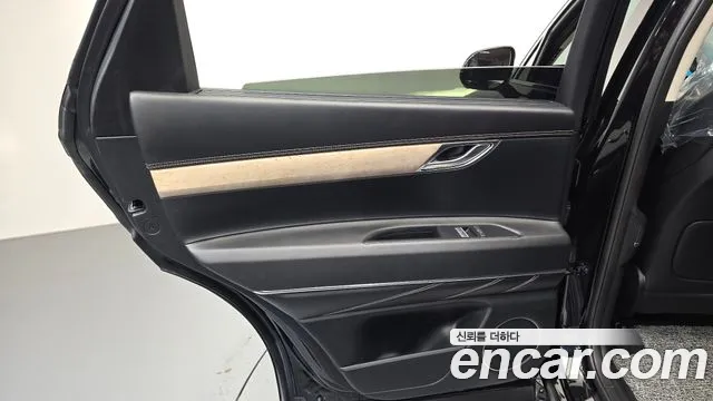 Genesis GV80 — Фото автомобиля 14
