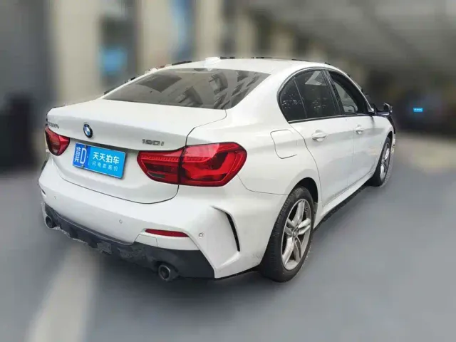 BMW 1 Series — Фото автомобиля 5