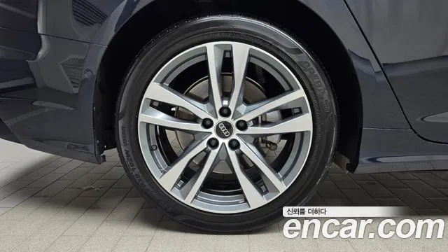 Audi A6 C8 — Фото автомобиля 5