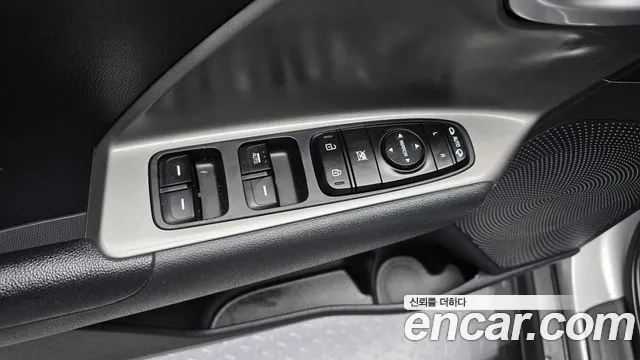 Kia Niro Niro Plus Air — Фото автомобиля 28