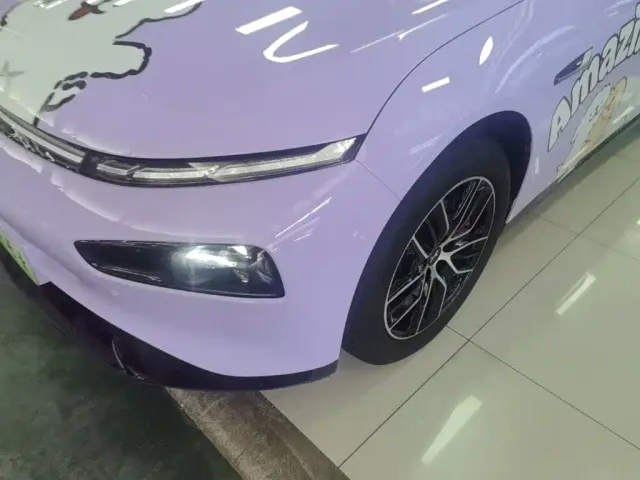 Xpeng P7 — Фото автомобиля 23