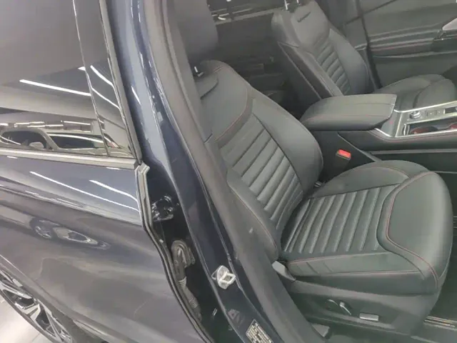 Ford Explorer — Фото автомобиля 24
