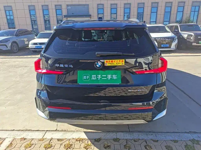 BMW X1 — Фото автомобиля 3