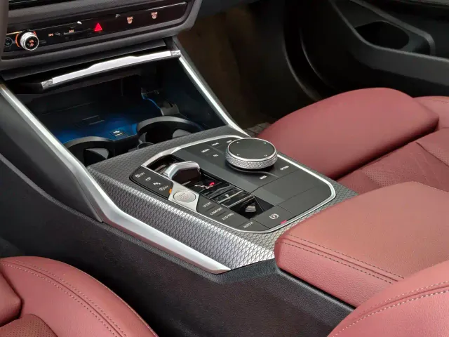 BMW 3 Series — Фото автомобиля 9