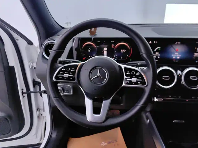 Mercedes-Benz GLB-Class — Фото автомобиля 15