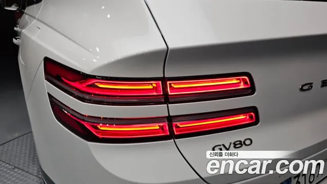 Genesis GV80 — Фото автомобиля 8