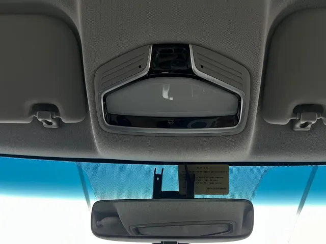 Geely Emgrand S — Фото автомобиля 14