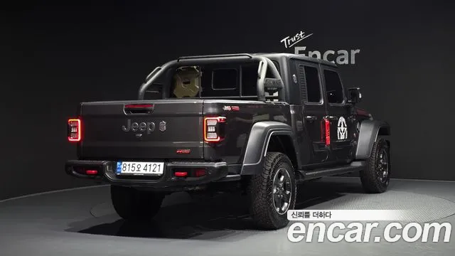 Jeep Gladiator Gladiator (JT) — Фото автомобиля 2