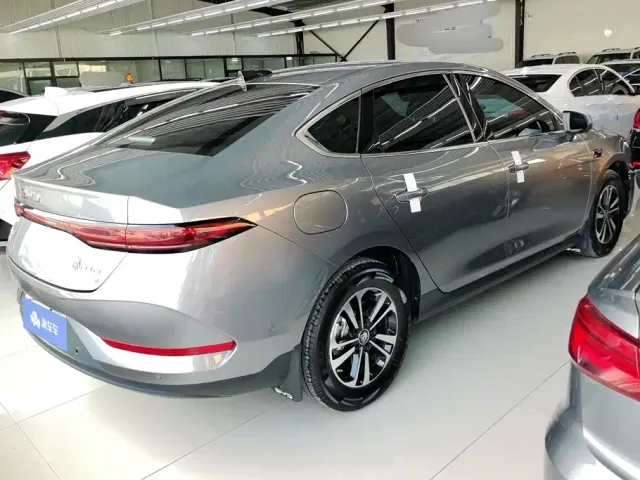 BYD Qin PLUS — Фото автомобиля 3