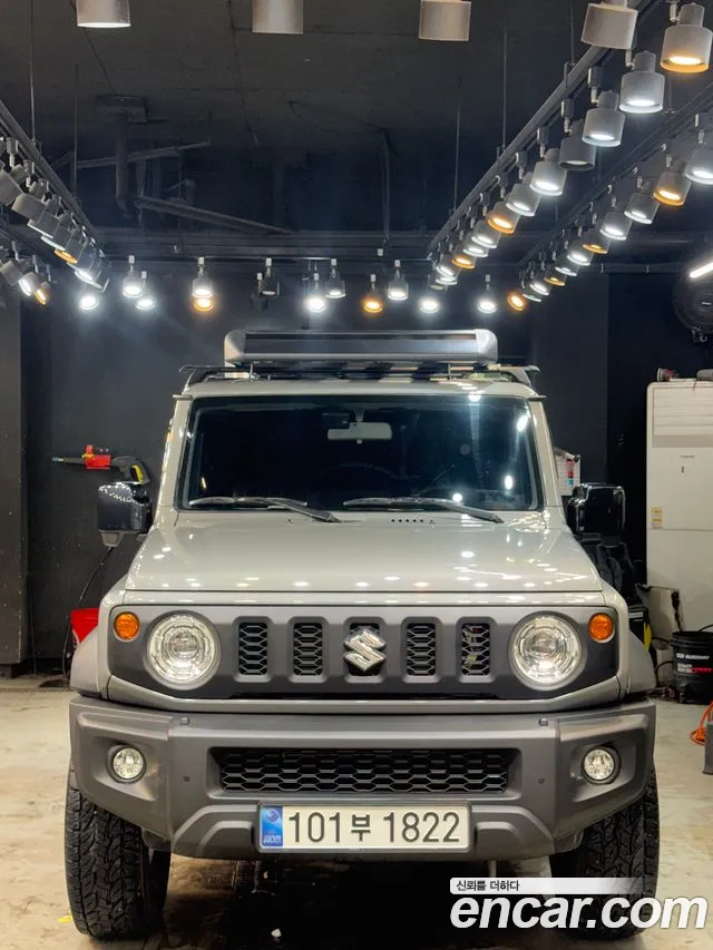 Suzuki Jimny — Фото автомобиля 3