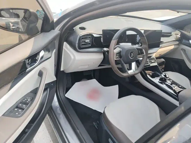 BYD Qin PLUS — Фото автомобиля 15