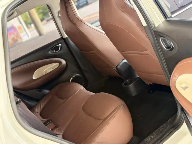 Wuling Bingo — Фото автомобиля 11