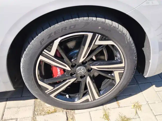 Hongqi EH7 — Фото автомобиля 6