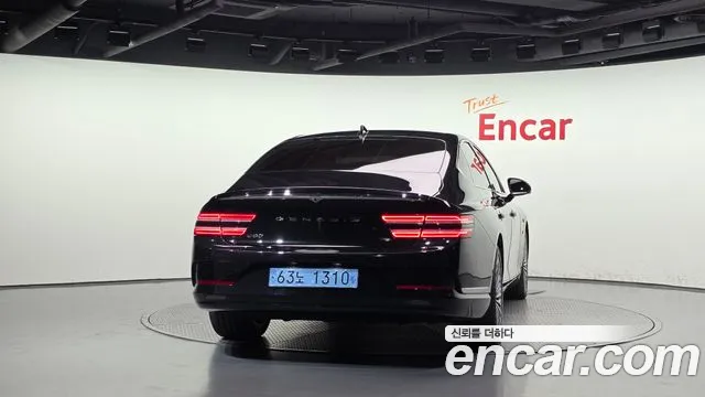 Genesis G80 RG3 — Фото автомобиля 4