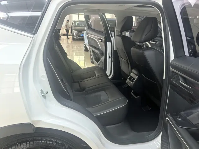 Haval H6 — Фото автомобиля 12