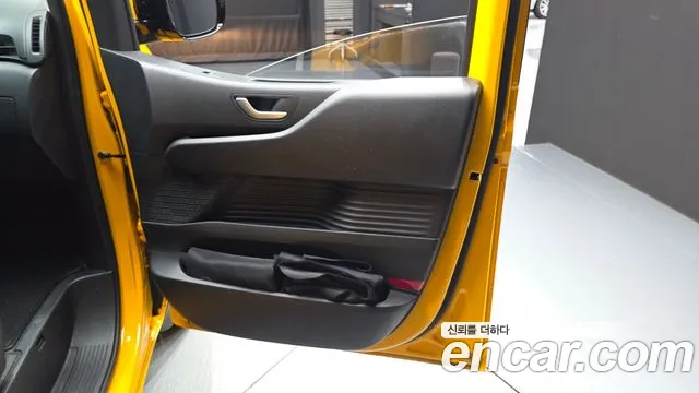Hyundai Staria Staria L3.5 Школьный автобус — Фото автомобиля 25