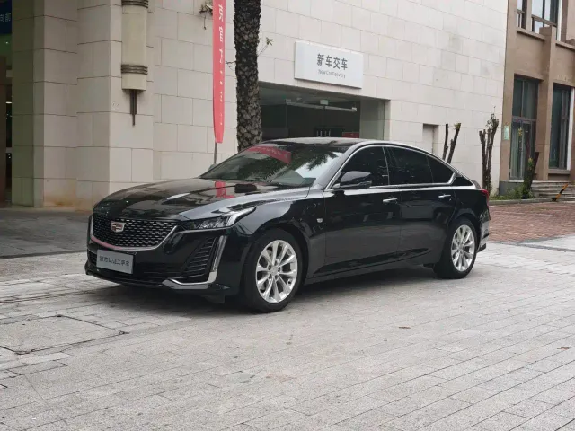 Cadillac CT5 — Фото автомобиля 2
