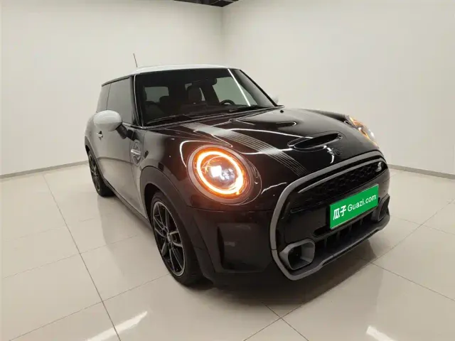 MINI Hatch — Фото автомобиля 21