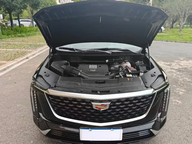 Cadillac XT5 — Фото автомобиля 12