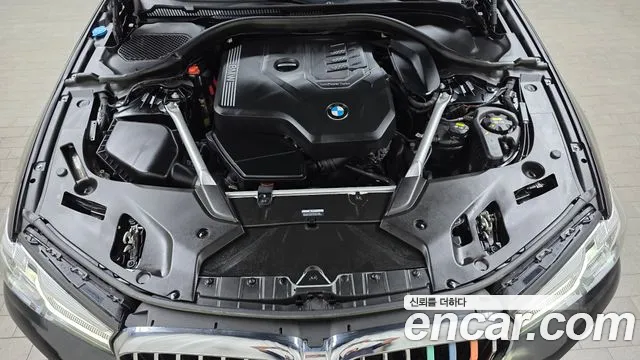Фотография автомобиля — BMW 5-Series