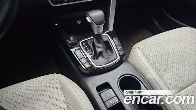 Kia Seltos — Фото автомобиля 12