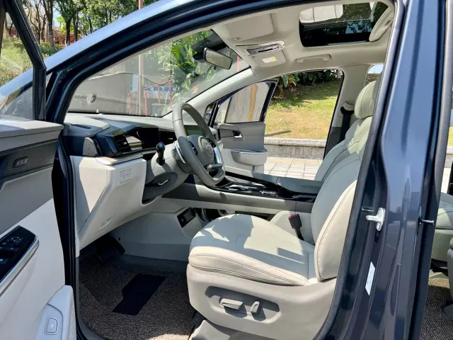 Hyundai Custo — Фото автомобиля 6