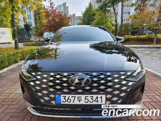 Фотография автомобиля — Hyundai Grandeur New