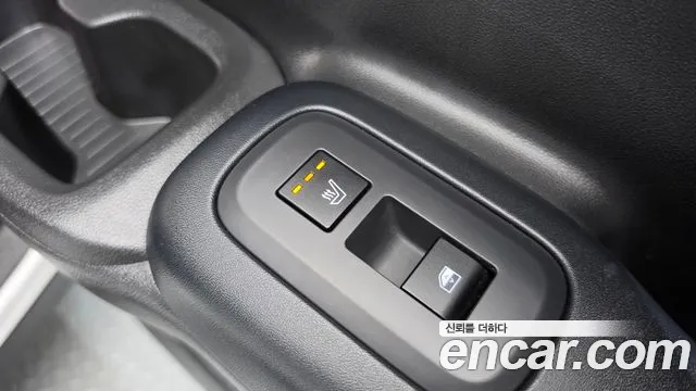 Hyundai Santa Fe MX5 — Фото автомобиля 21