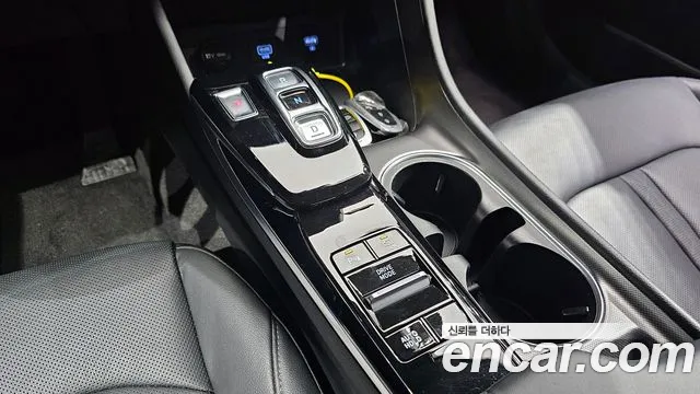 Hyundai Sonata — Фото автомобиля 9