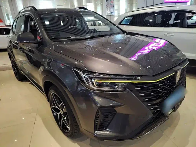 Roewe RX5 — Фото автомобиля 3