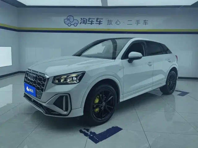Фотография автомобиля — Audi Q2L