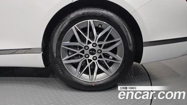 Genesis G80 RG3 — Фото автомобиля 6