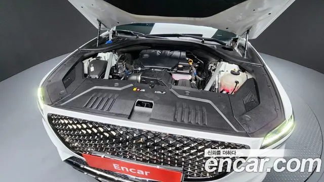 Genesis GV70 2.5T Бензин AWD — Фото автомобиля 6