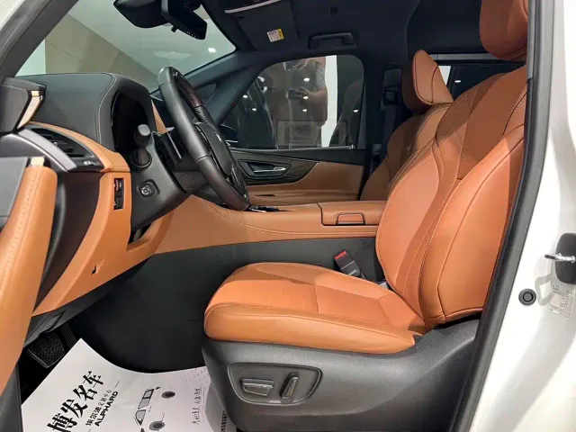 Toyota Vellfire — Фото автомобиля 11