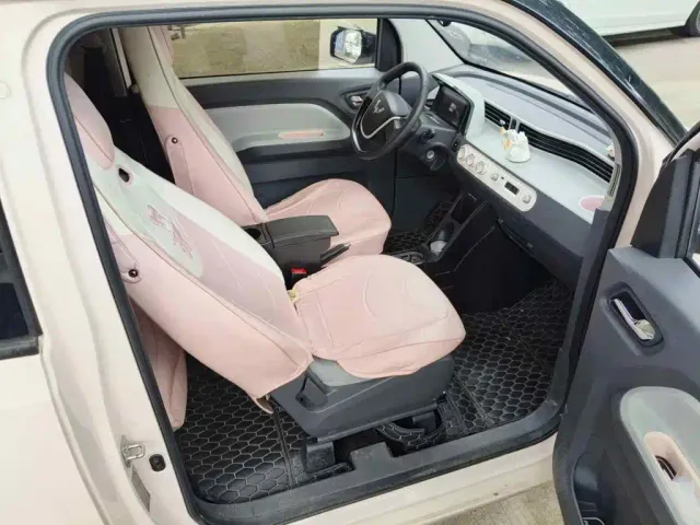 Wuling Hongguang Mini EV — Фото автомобиля 13