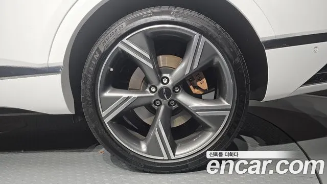Genesis GV80 — Фото автомобиля 6