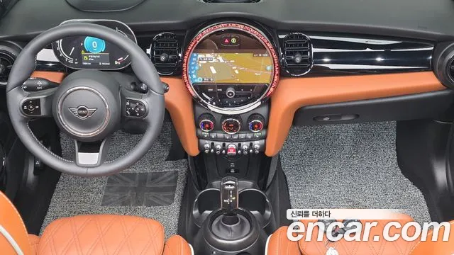 Mini Cooper Convertible — Фото автомобиля 3