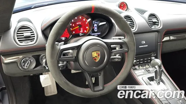 Porsche 718 — Фото автомобиля 12