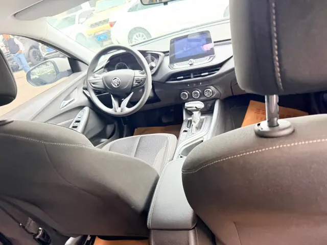 Buick Verano — Фото автомобиля 12