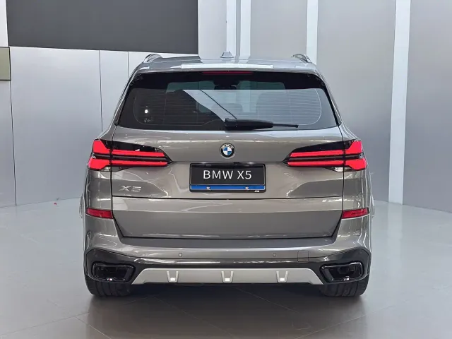 BMW X5 — Фото автомобиля 16