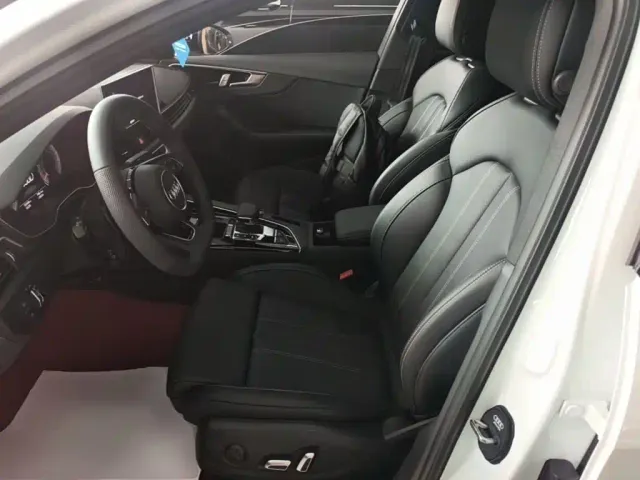 Audi Audi A4L 2024 40 TFSI Luxury Dynamic — Фото автомобиля 14