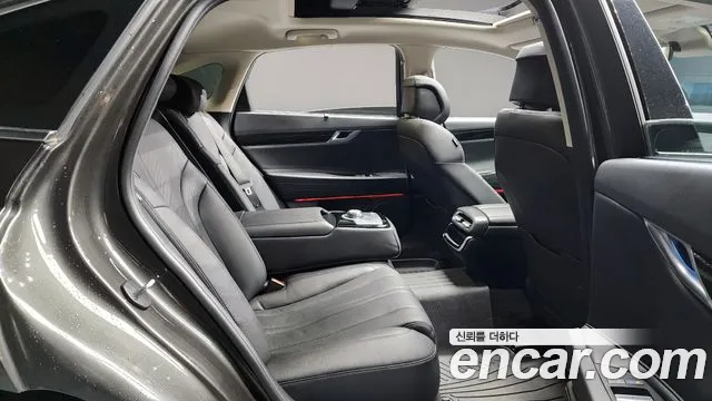 Genesis G80 Бензин 2.5 турбо 2WD — Фото автомобиля 11