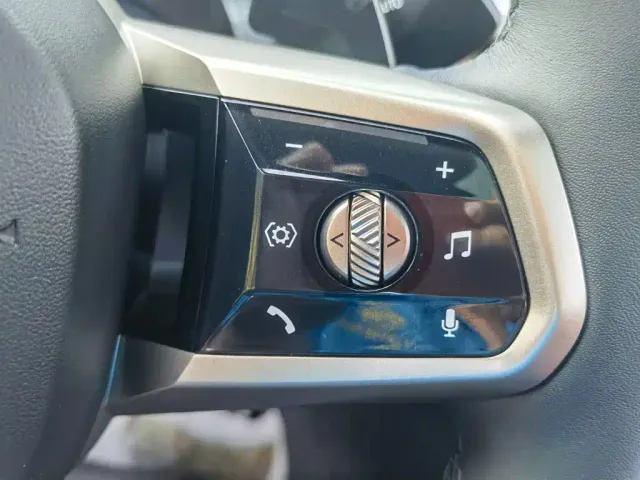 BMW 5 Series — Фото автомобиля 28